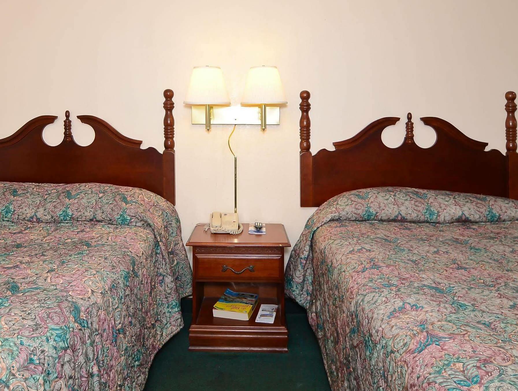 Rodeway Inn Nashville Bagian luar foto